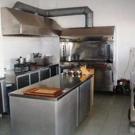 Hotel Irida